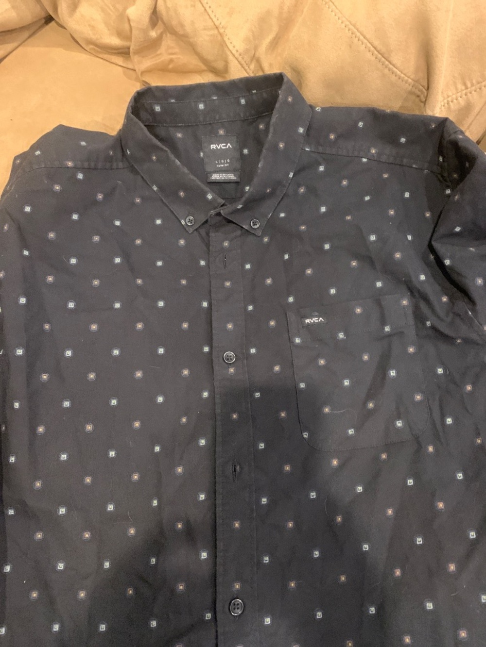 RVCA short sleeve shirt - Picture 2 of 4